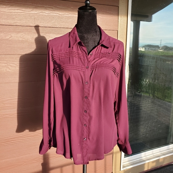 Nanette Lepore Burgundy Purple Button Up Women's Blouse Size Medium EUC - Picture 1 of 15